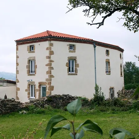 Bord De De La Comte Country house