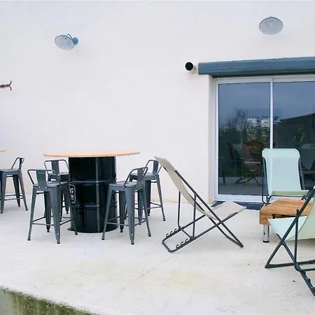 Bord De De La Comte Country house *